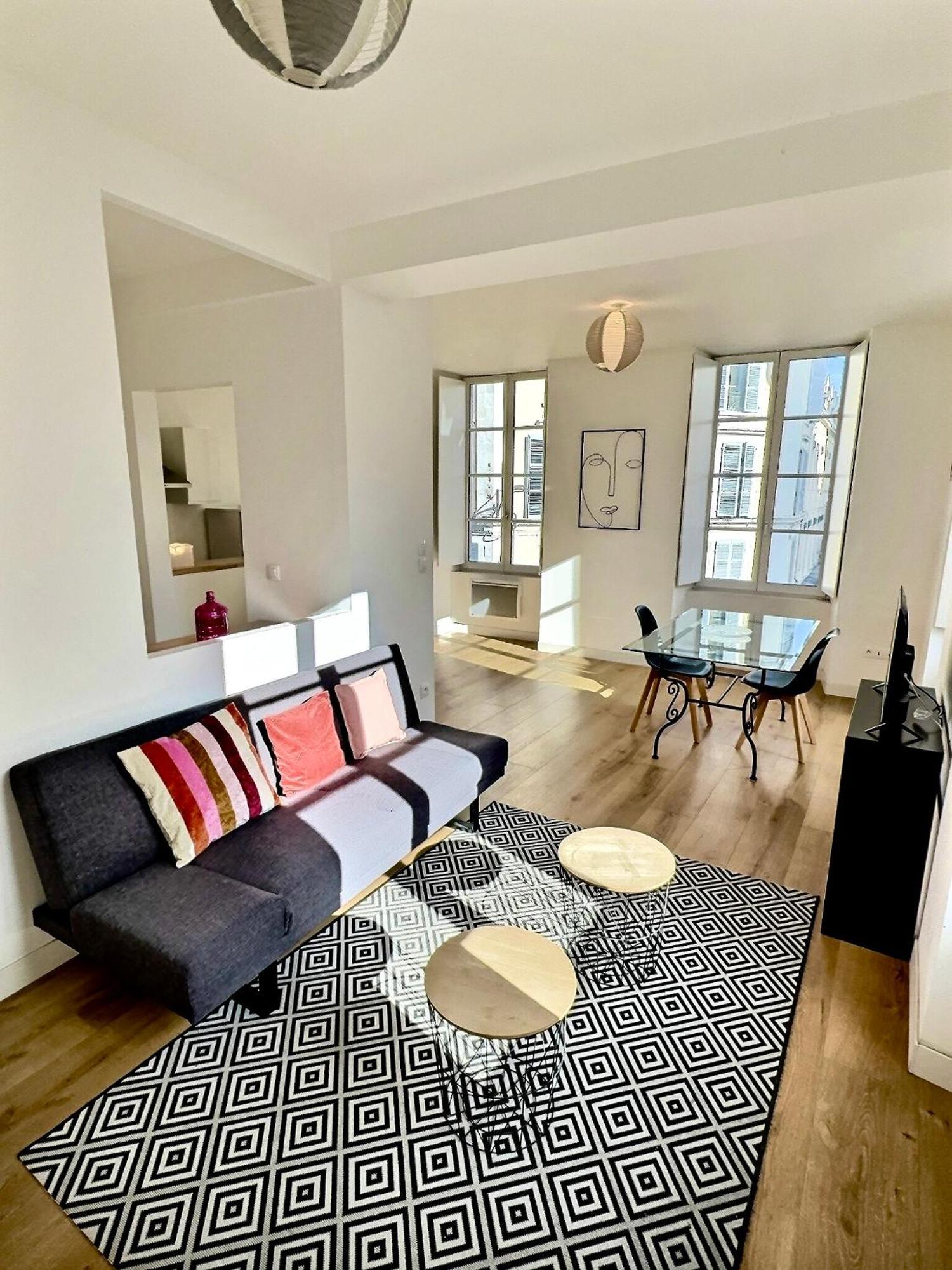 Wonderhost, Au Coeur Du Quartier Du Chateau بو المظهر الخارجي الصورة