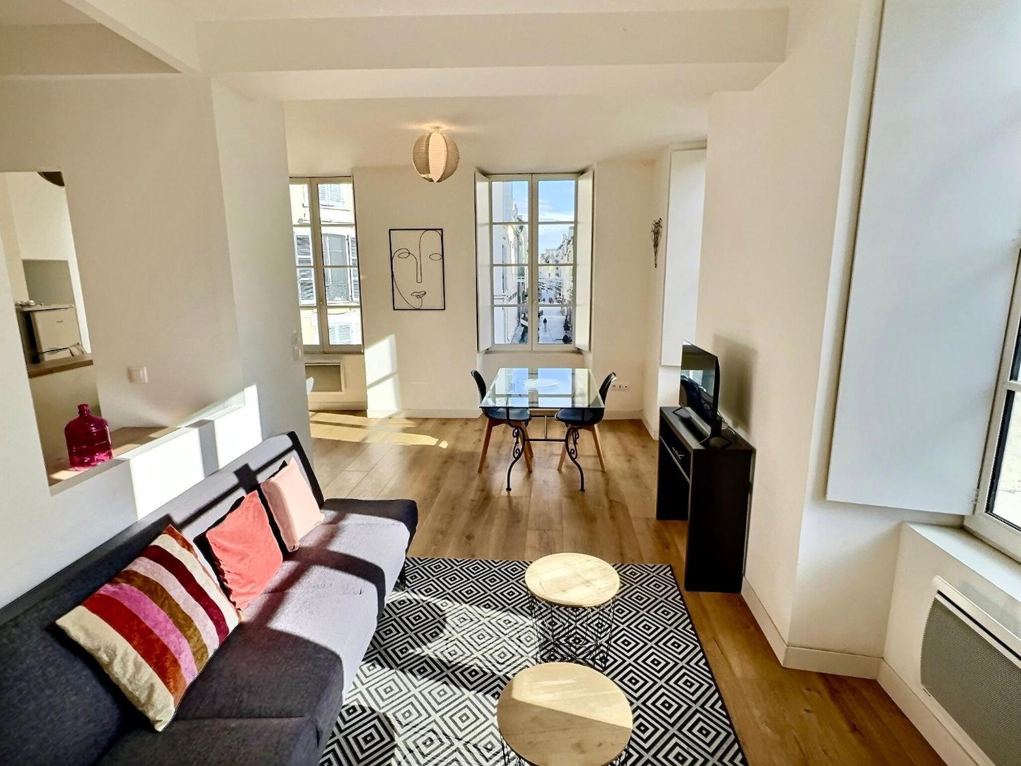 Wonderhost, Au Coeur Du Quartier Du Chateau بو المظهر الخارجي الصورة